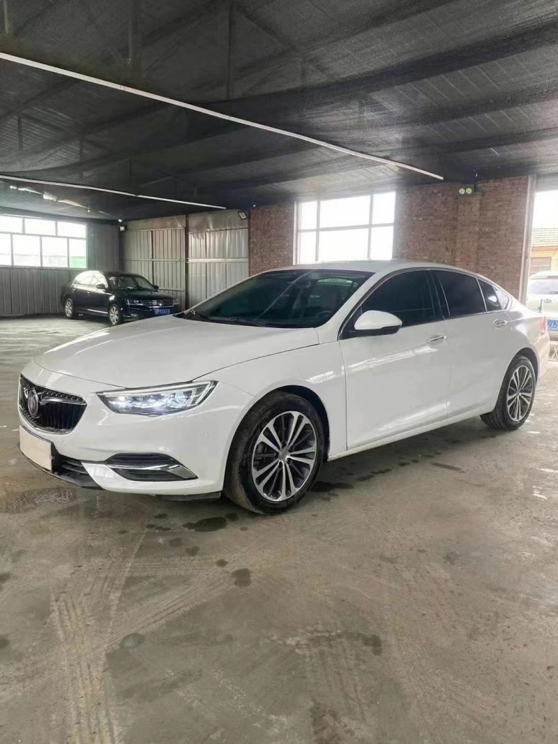 保定18年别克君威2