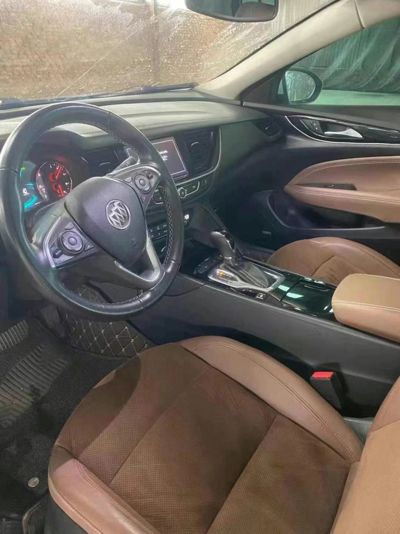 保定18年别克君威6