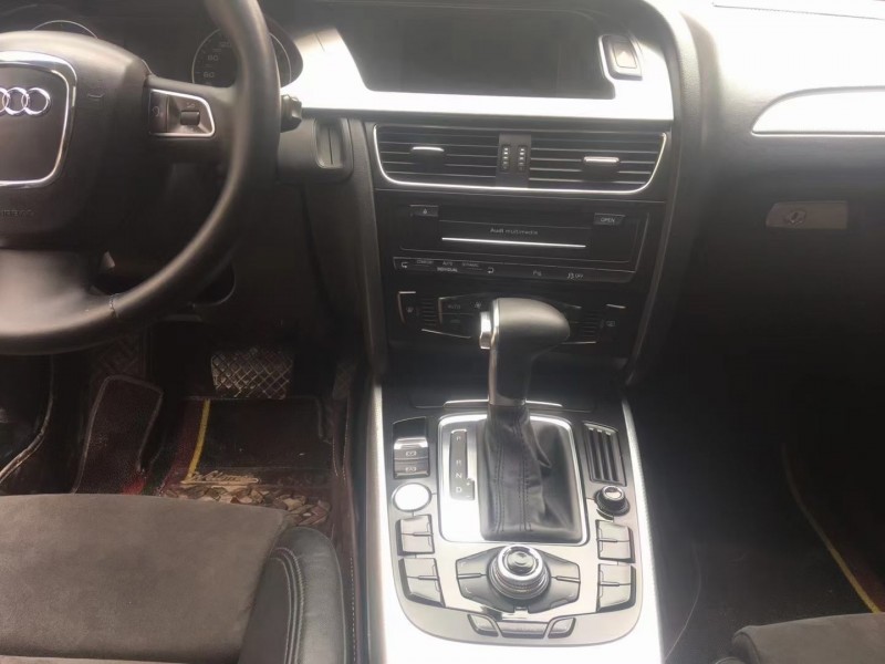 佛山11年奥迪A4L6