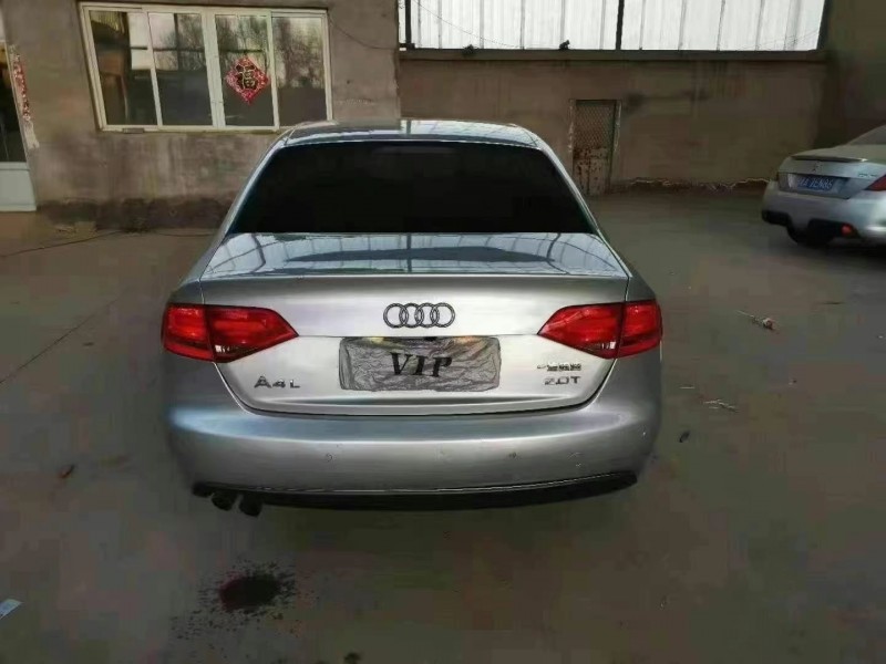 保定09年奥迪A4L4