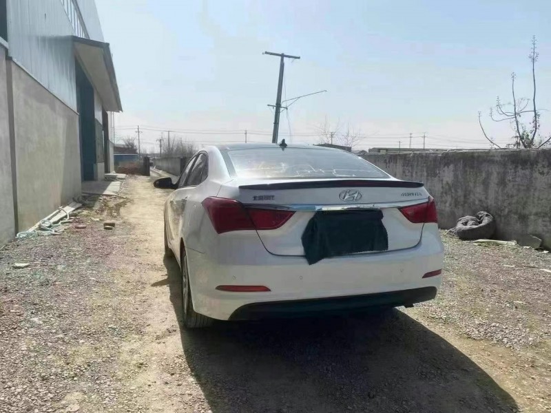 保定15年现代名图3