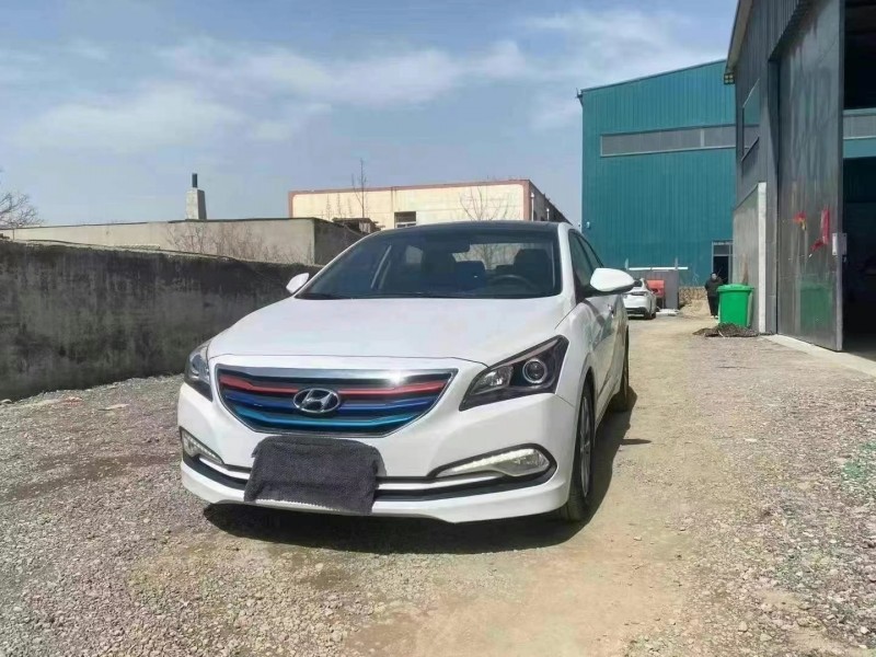 保定15年现代名图4