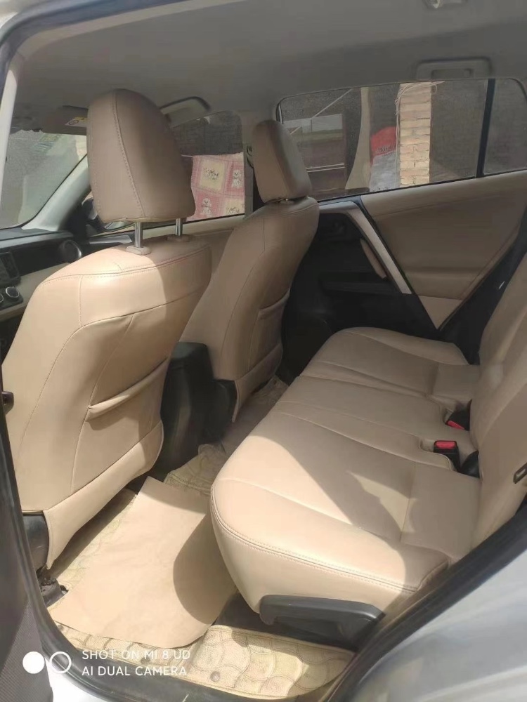 宜昌15年豐田RAV46