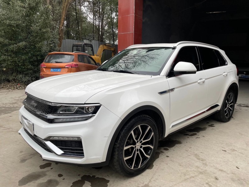 成都19年众泰大迈X72