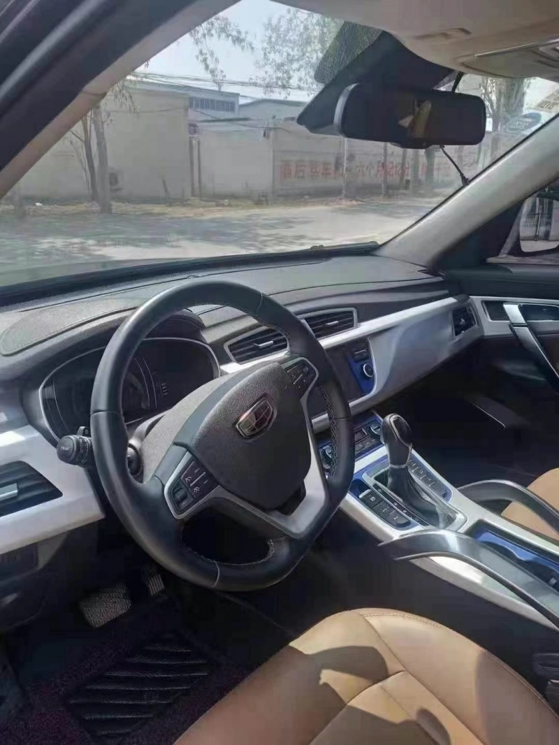 保定16年吉利博越6