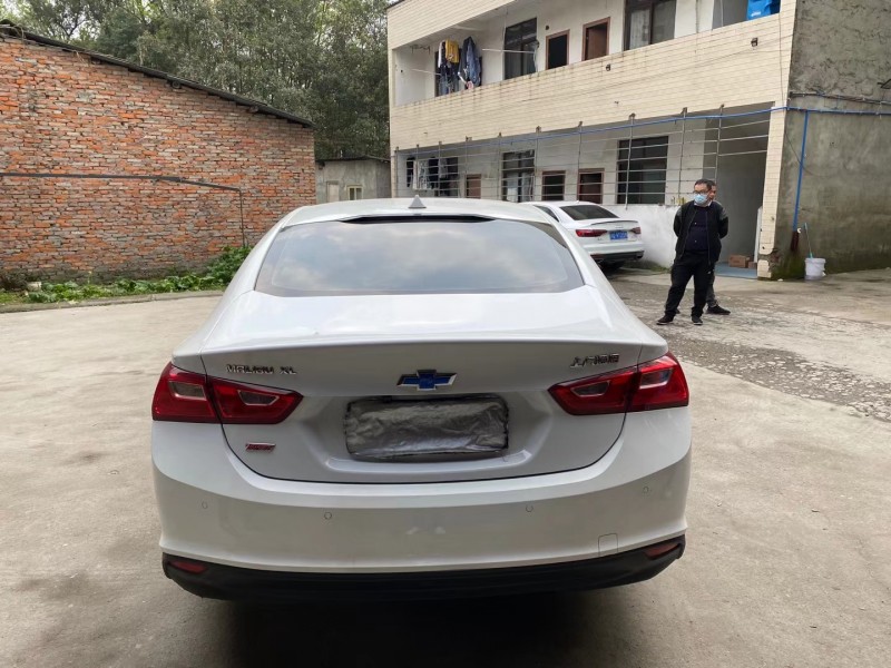 成都17年雪佛兰迈锐宝XL9