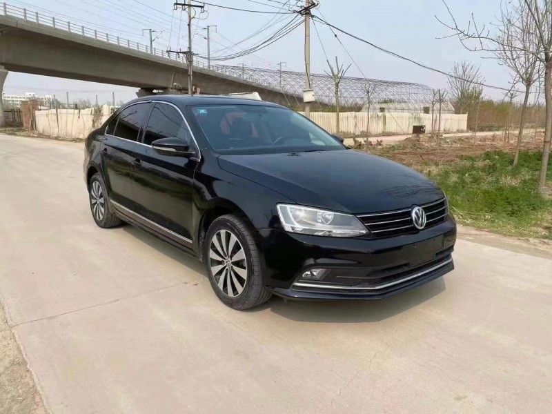 保定17年大众迈腾3