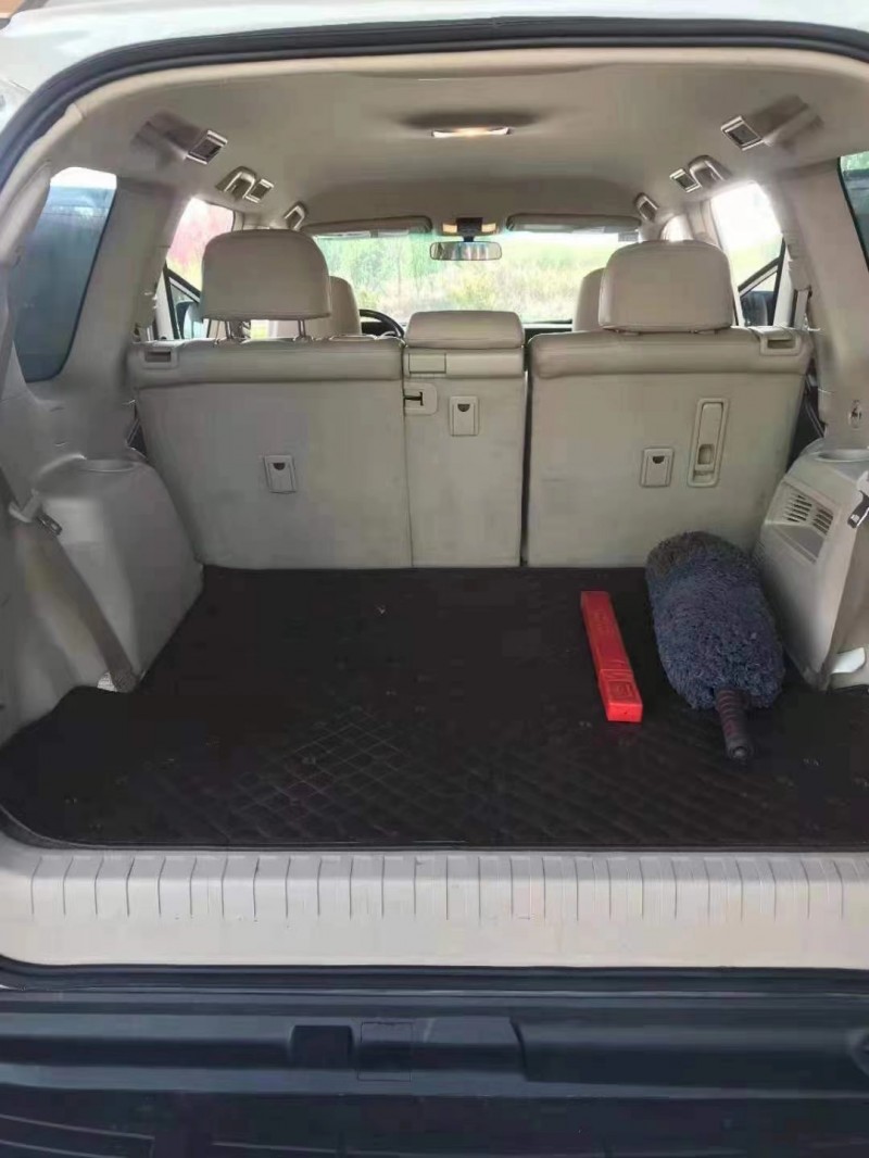 保定13年丰田普拉多6