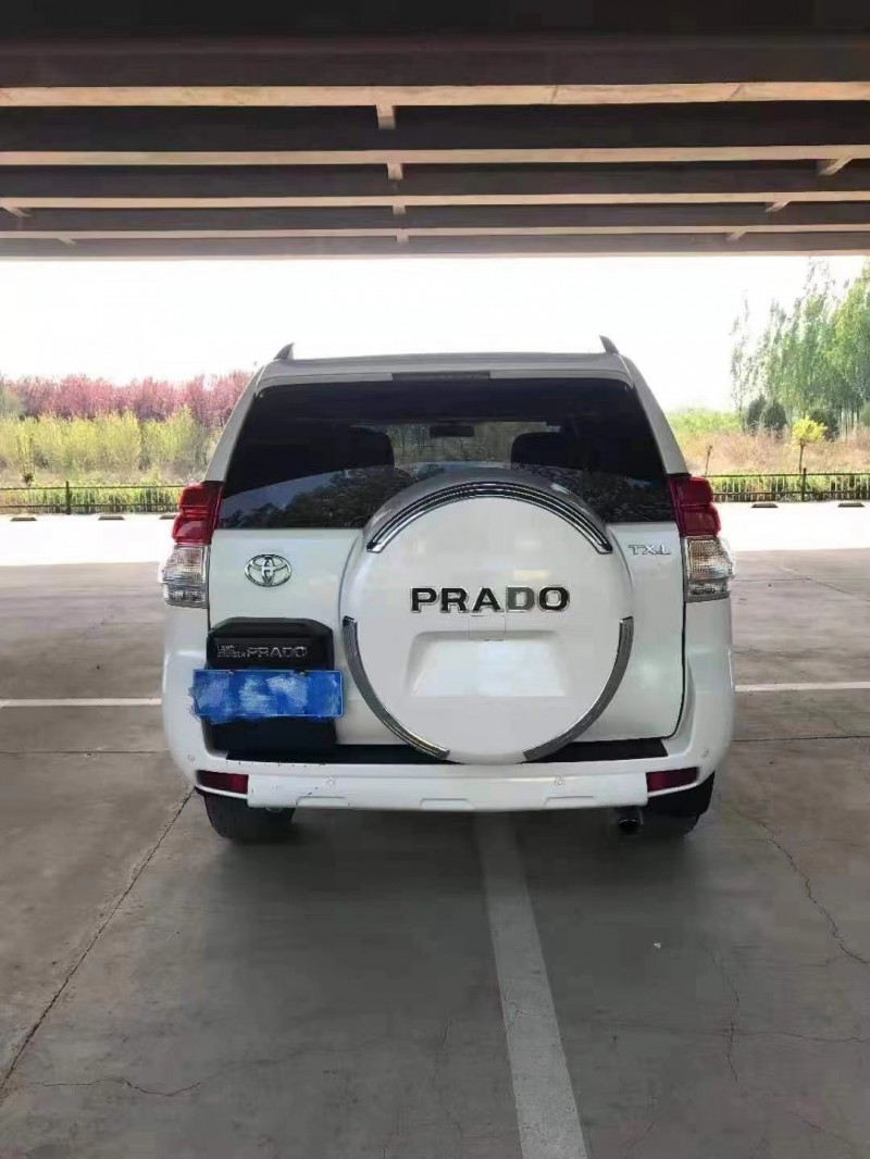 保定13年丰田普拉多9