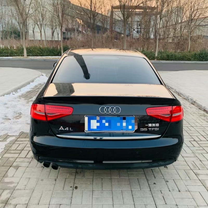 天津14年奧迪A4L1