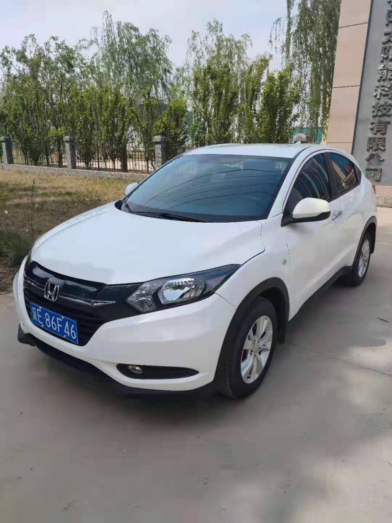 保定17年本田缤智2