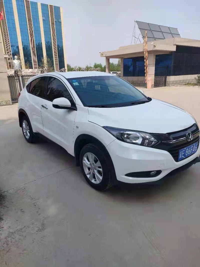 保定17年本田缤智3