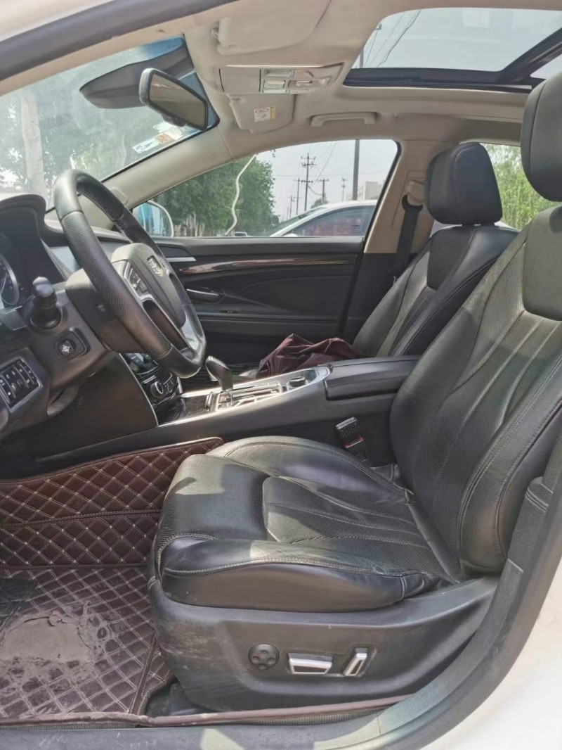 保定15年吉利博瑞3