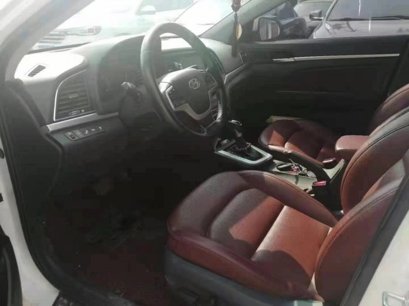 保定16年现代领动6