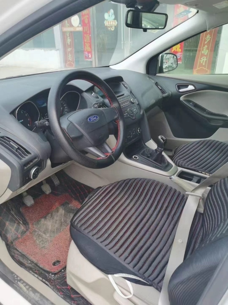 枣庄16年福特福克斯5