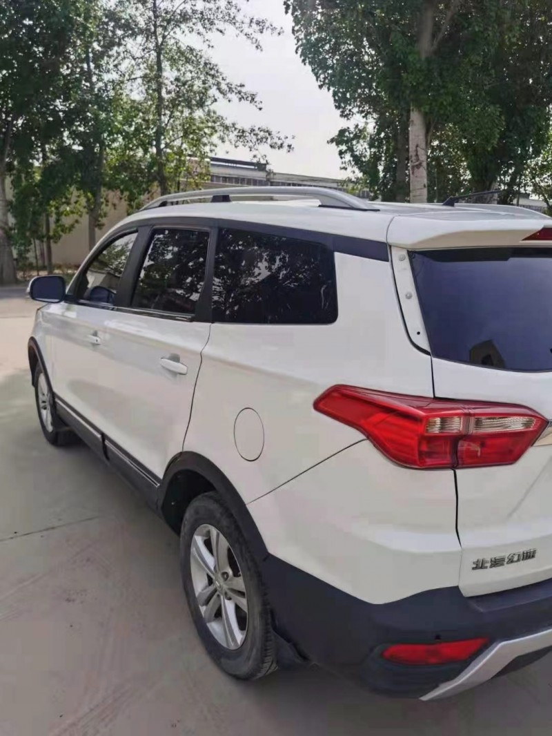 保定16年北汽幻速S36