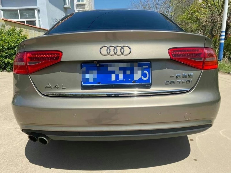 日照12年奧迪A4L1