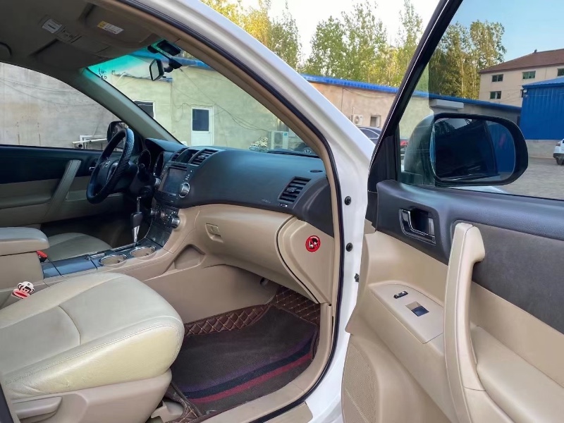 廊坊12年丰田汉兰达3