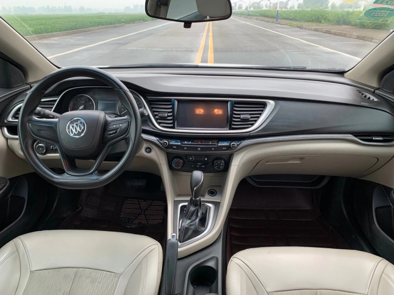 徐州17年别克英朗7