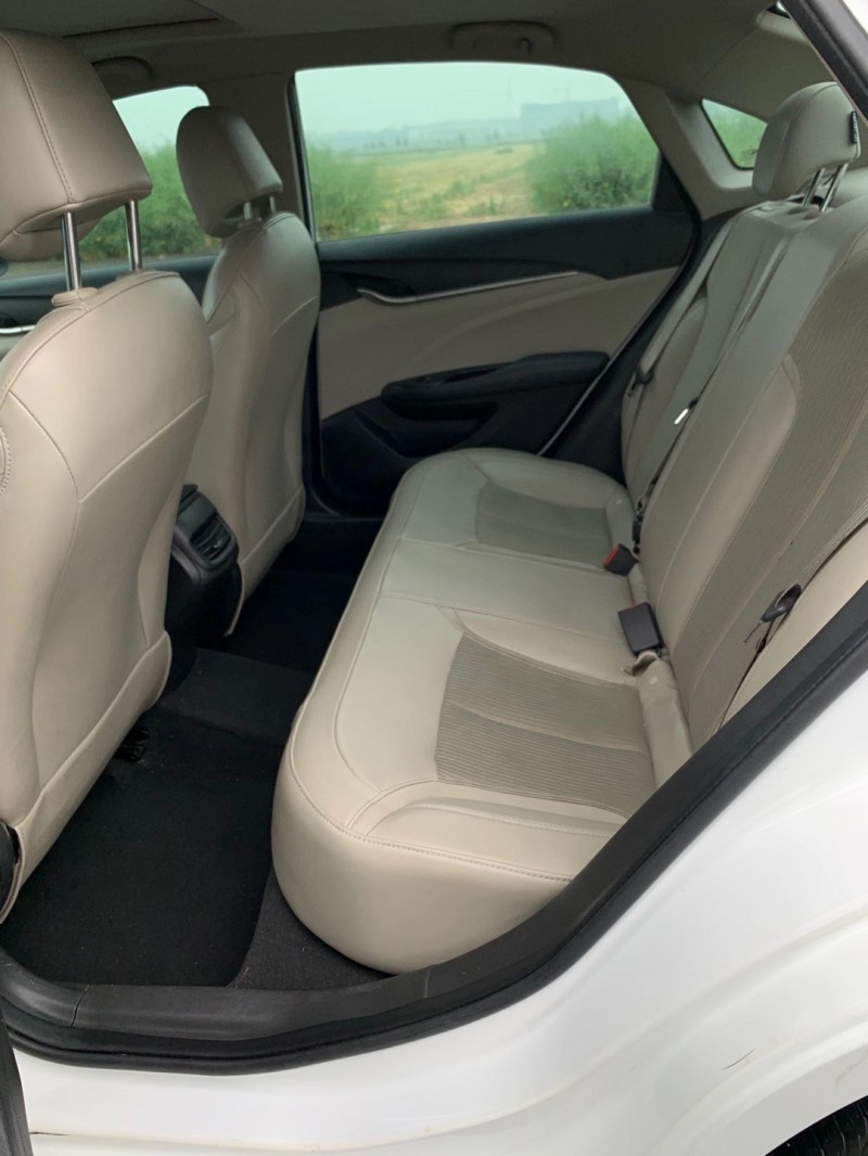 徐州17年别克英朗9