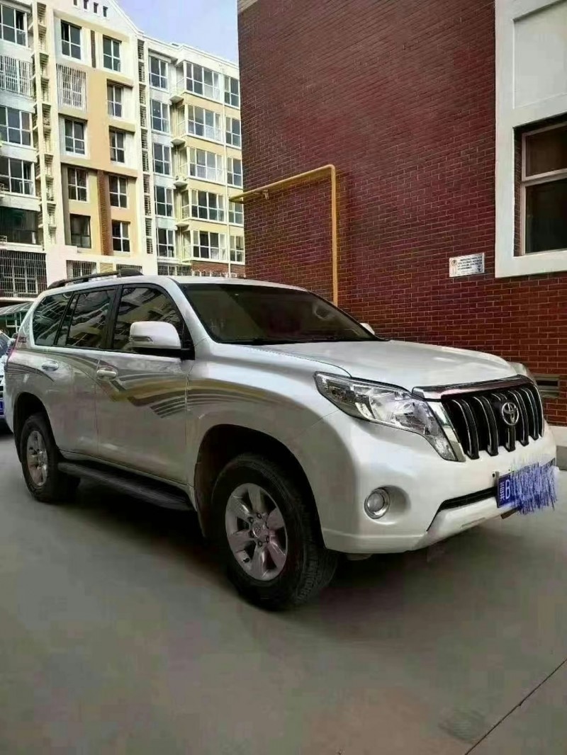 保定15年丰田普拉多2