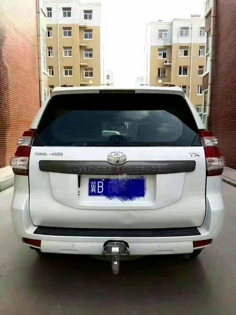 保定15年丰田普拉多9
