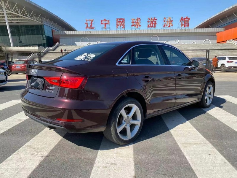 沈陽15年奧迪A33
