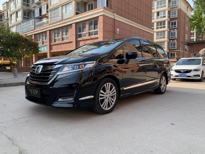 徐州18年本田艾力绅3