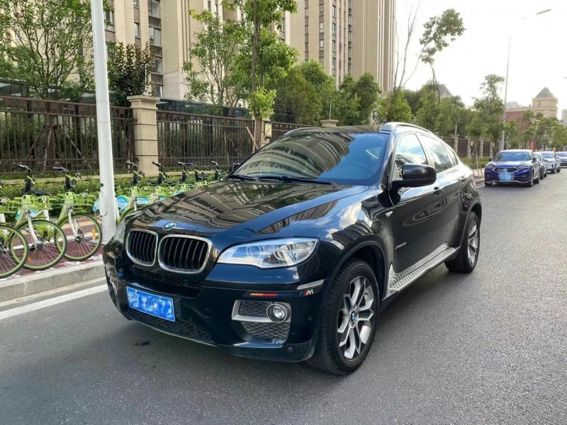 金華13年寶馬X61