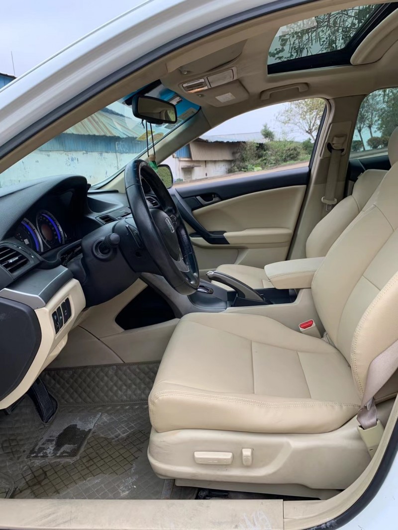 江门10年本田思铂睿4