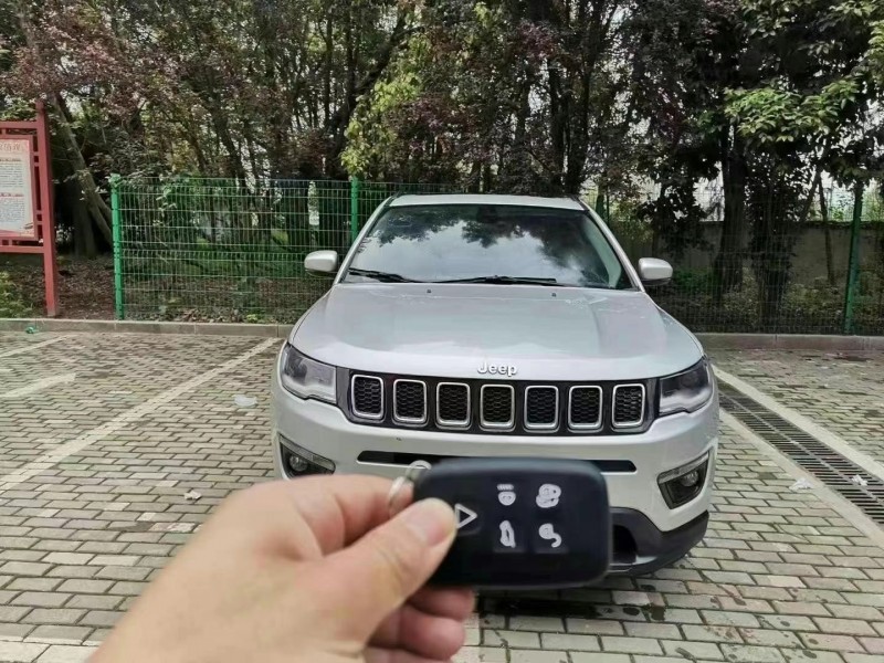 北京17年Jeep指南者6
