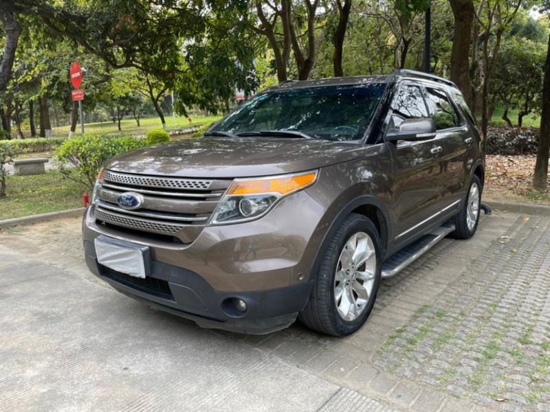 东莞15年福特探险者9