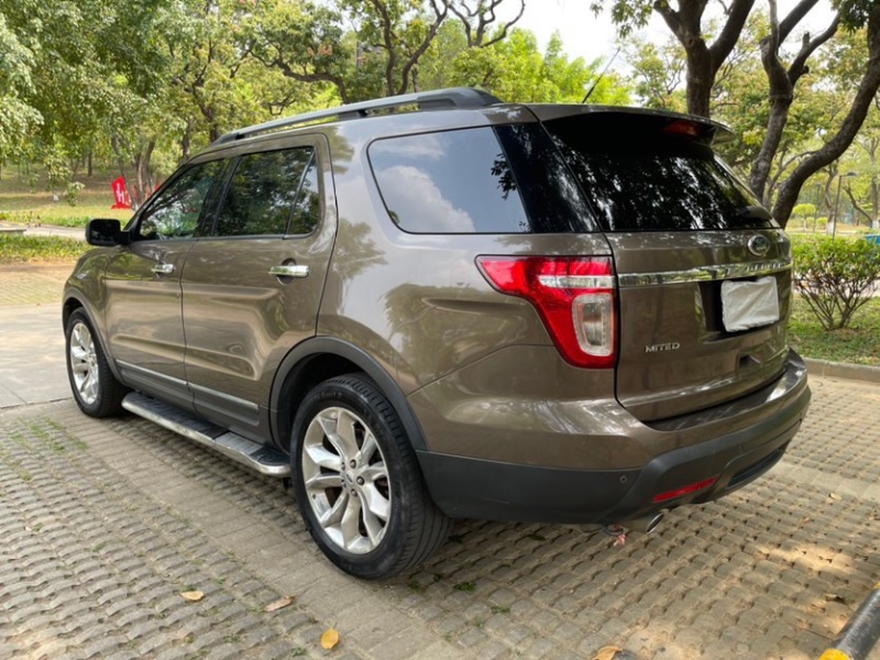 东莞15年福特探险者4