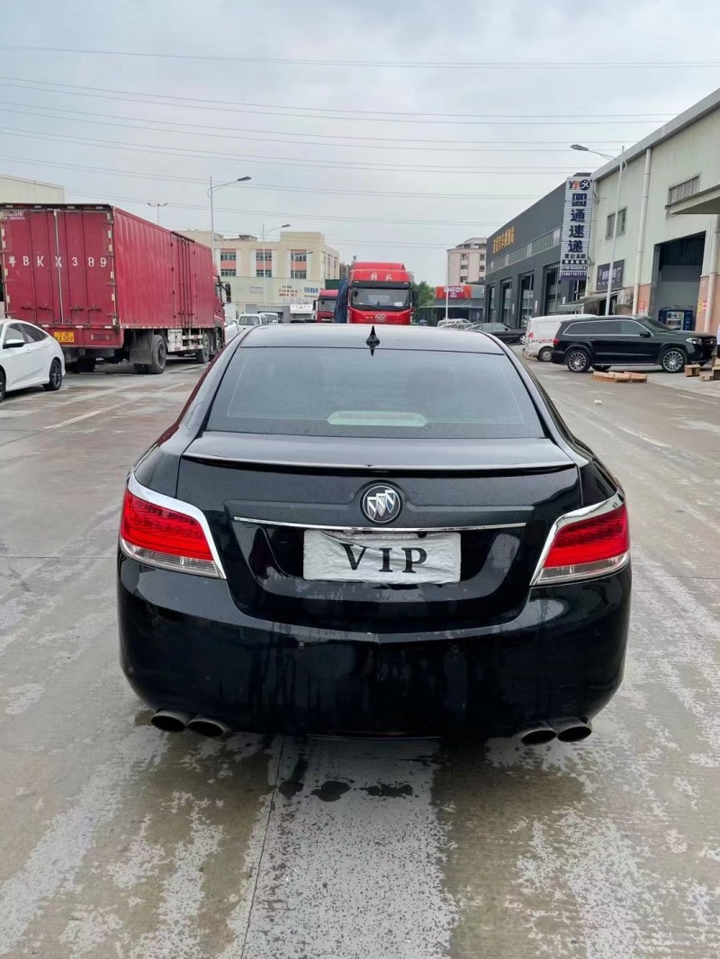 东莞10年别克君越1