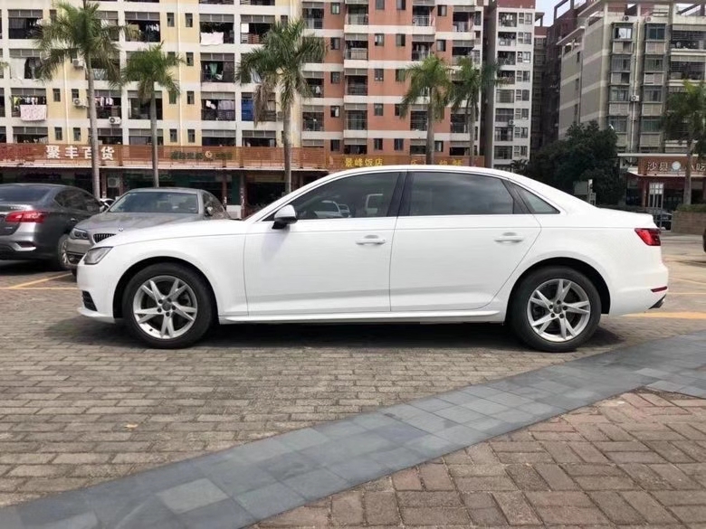 珠海17年奧迪A4L3