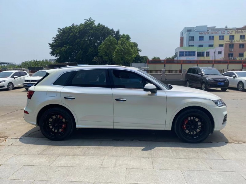 广州18年奥迪Q54