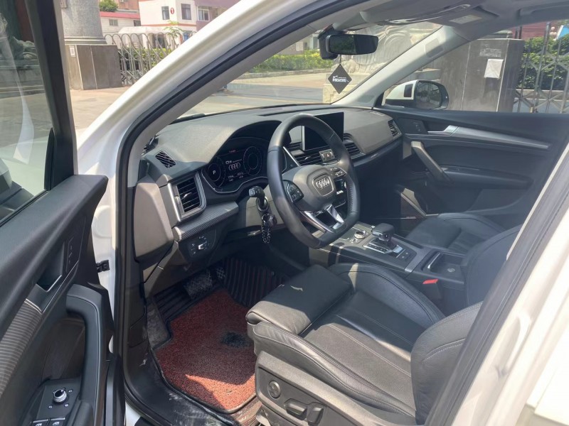 广州18年奥迪Q57