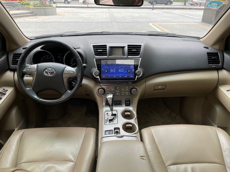 佛山09年丰田汉兰达1