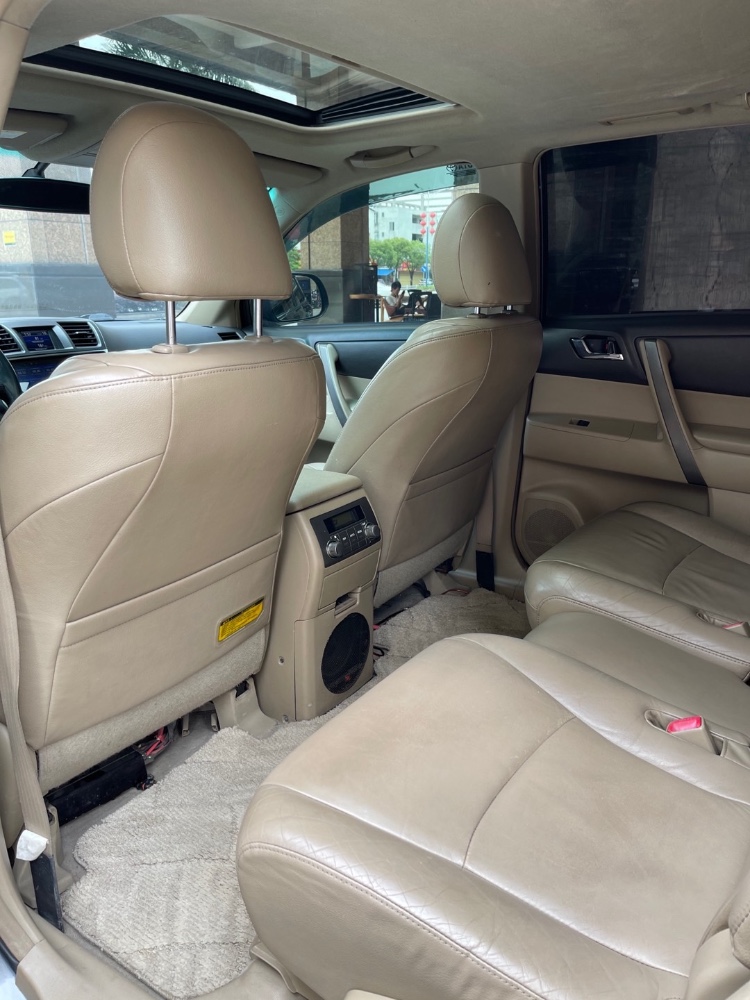 佛山09年丰田汉兰达6