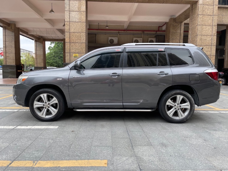 佛山09年丰田汉兰达7