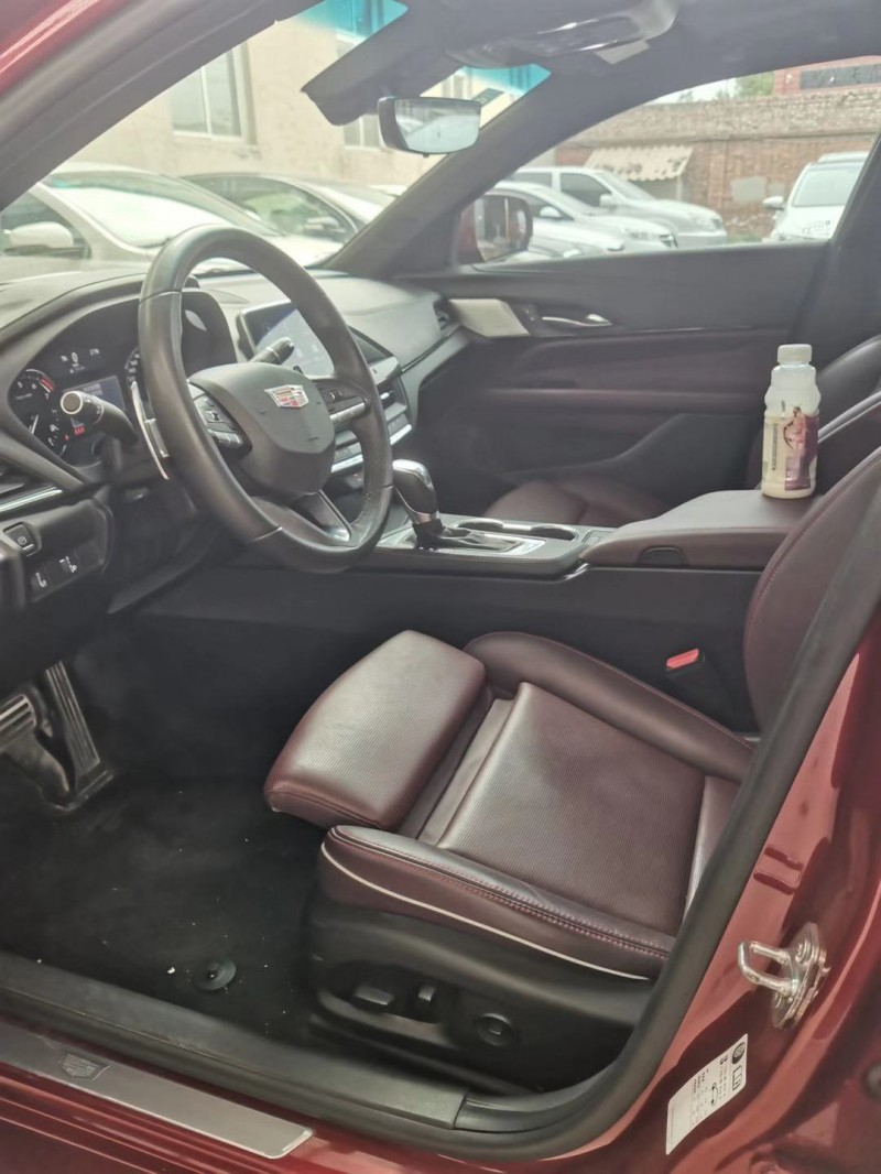 保定20年凯迪拉克CT46