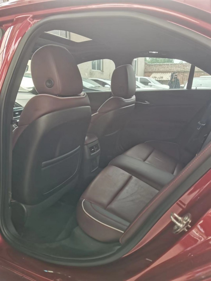 保定20年凯迪拉克CT49