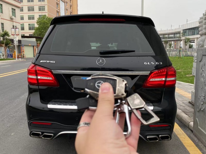 广州19年奔驰GLS5