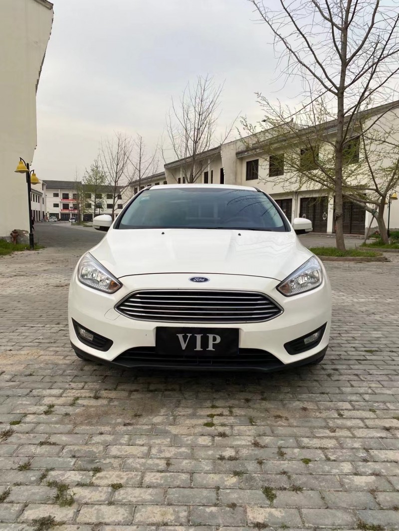 徐州16年福特福克斯1