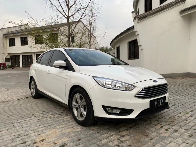 徐州16年福特福克斯2