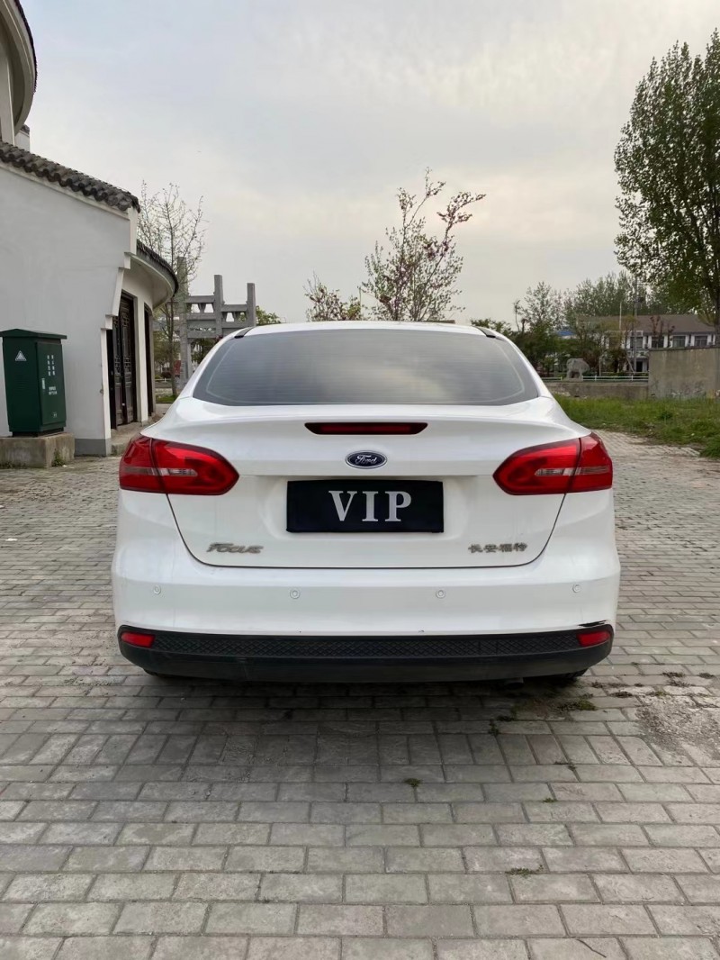 徐州16年福特福克斯4