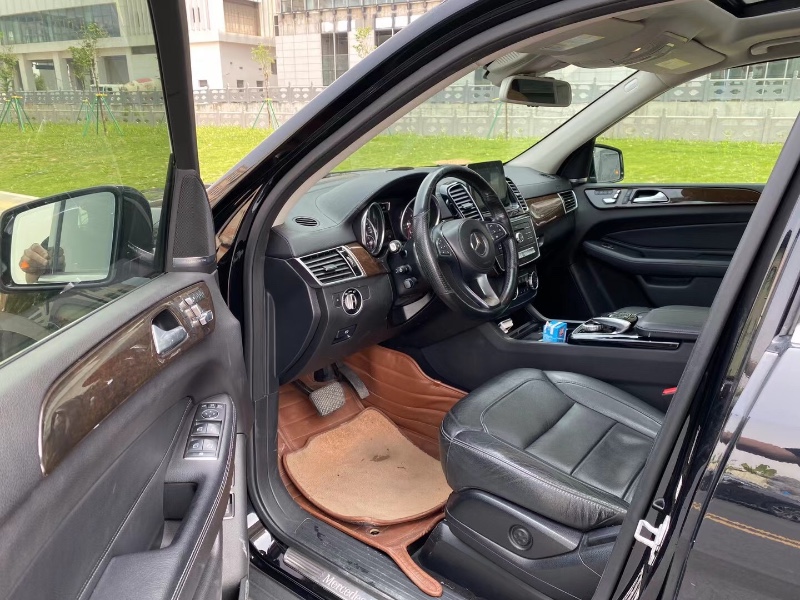 佛山18年奔驰GLS2