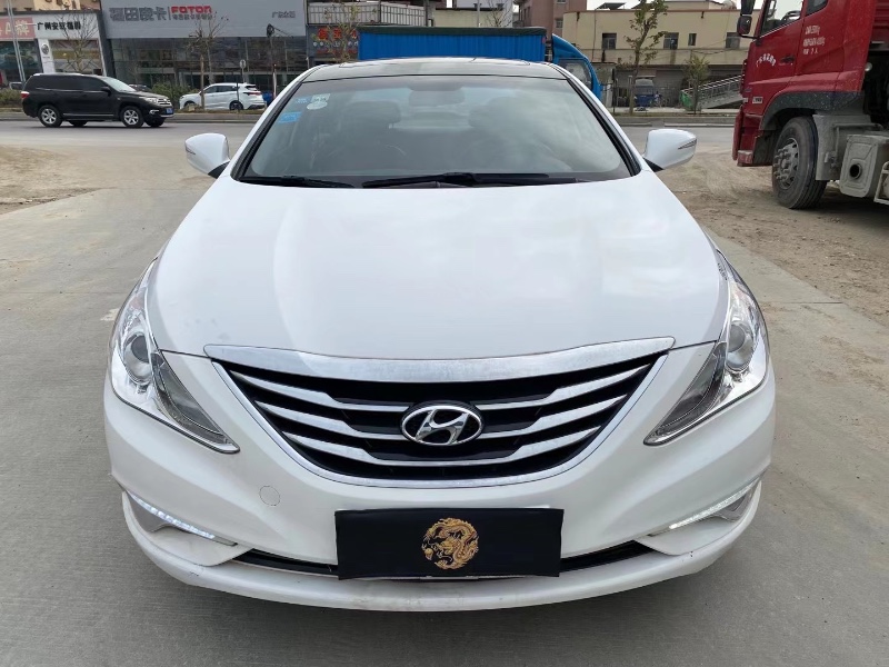 广州16年现代索纳塔八9