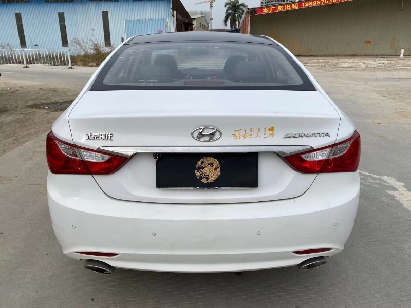 广州16年现代索纳塔八2