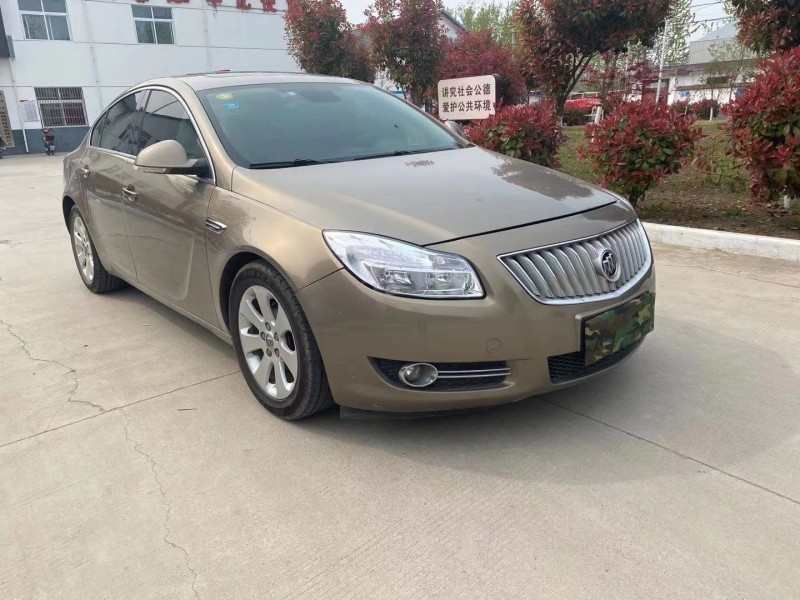 徐州12年别克君威7